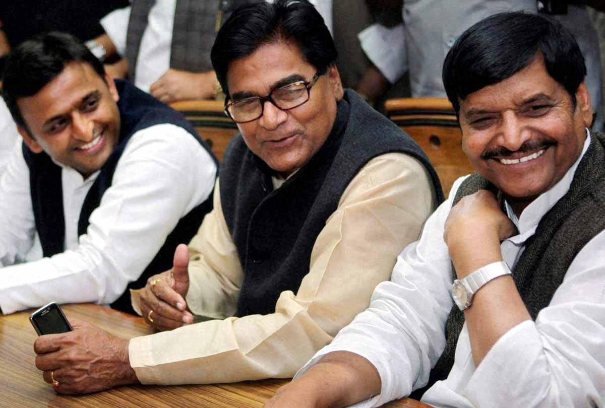 akhilesh yadav birthday wish for uncle shivpal yadav