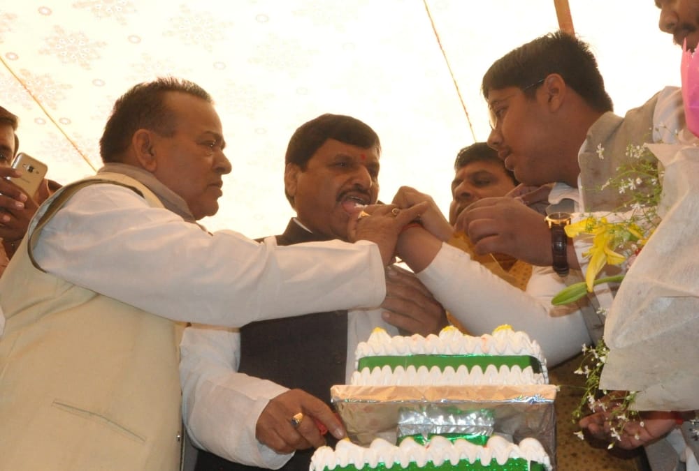 shivpal singh yadav addressed party leaders in lucknow.