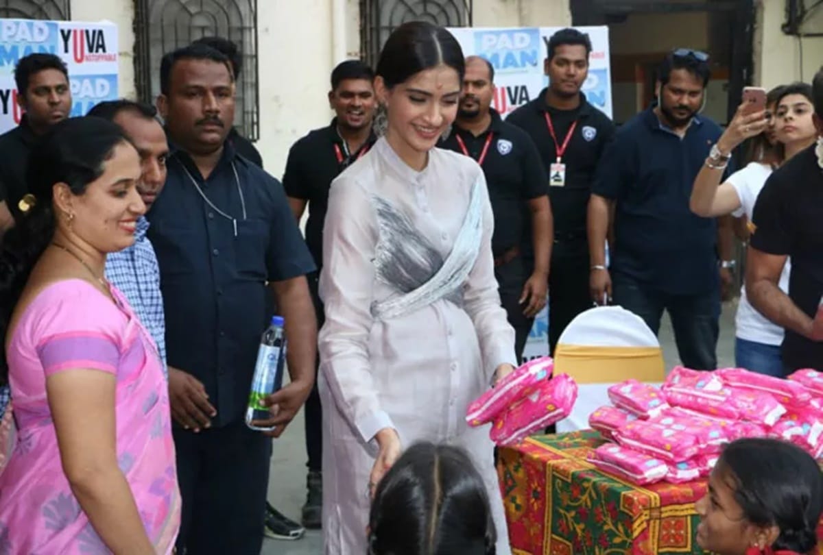 4 Bollywood celebrities statement on Sanitary napkins