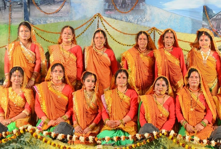 cm yogi visited to uttarayani mela