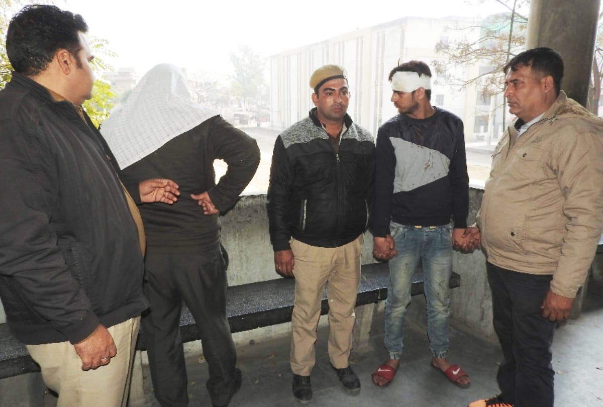 Ritesh Chhabra, son Of Principal Ritu Chhabra Demands Justice