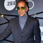 akshay kumar troll in twitter during padman promotion with abvp flag 