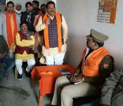 Saffron colors now climbing to the stations