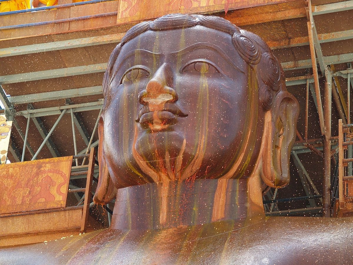 More Than Ten Thousand Devotees join god bahubali  Mahamastakabhisheka