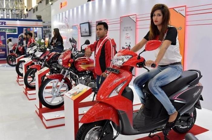 Two wheeler manufacturers likely to increase motorcycles and scooters prices from April 2018