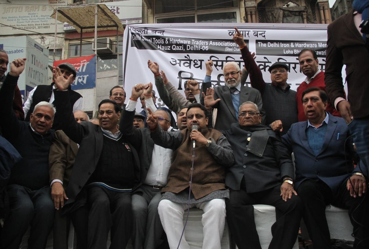 traders of delhi call delhi band successful, all wholesale markets remain closed against sealing