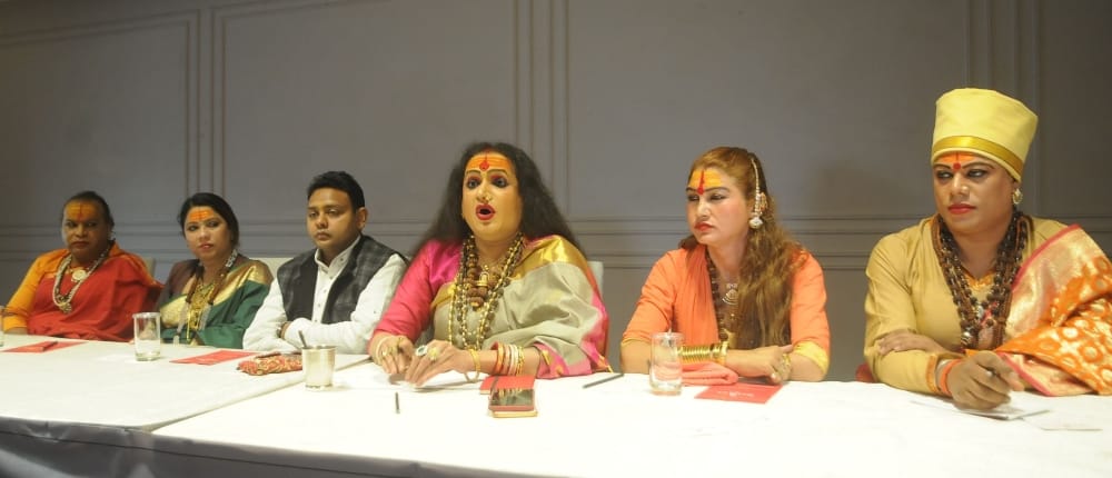 kinnar function in agra in march 2018