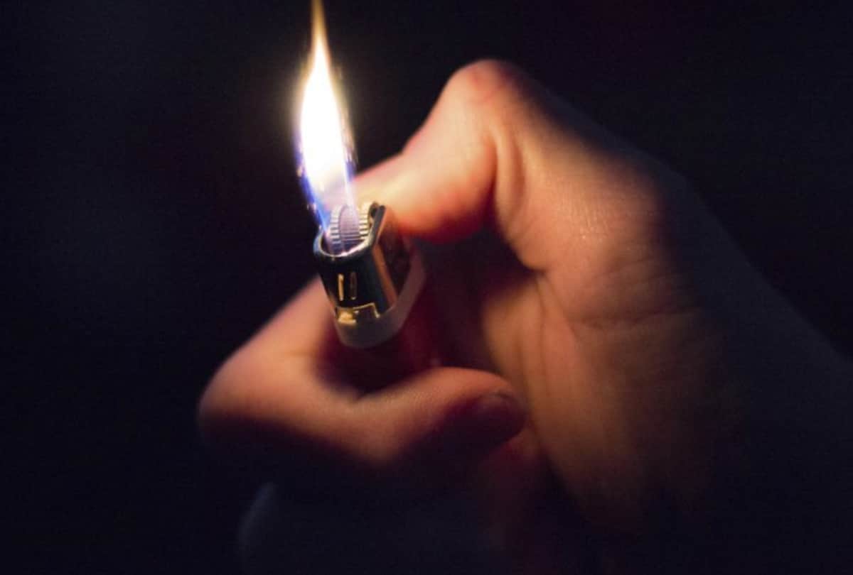 Kitchen Hacks Lighters Safety Tips Using Matchsticks For Lighting Gas Stove Is Safe in Hindi