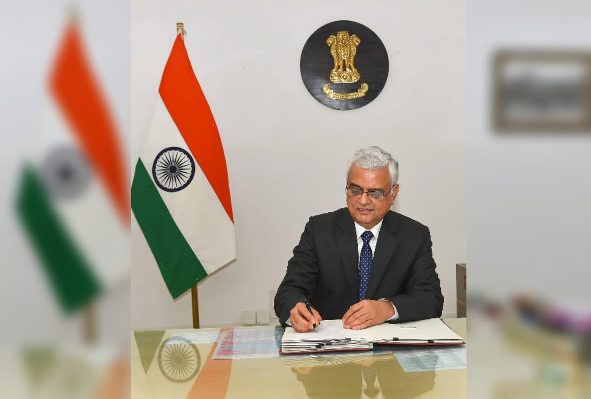 election commissioner op rawat says Now one election is not possible