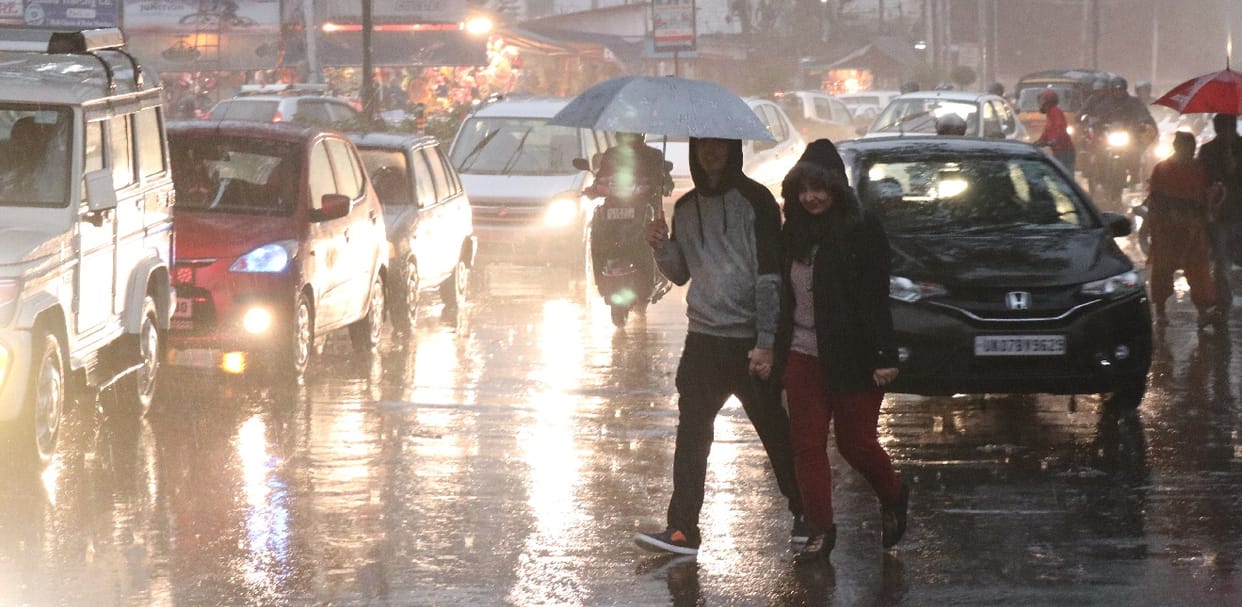 Heavy Rainfall and hailstorm warning for 24 hours in uttarakhand