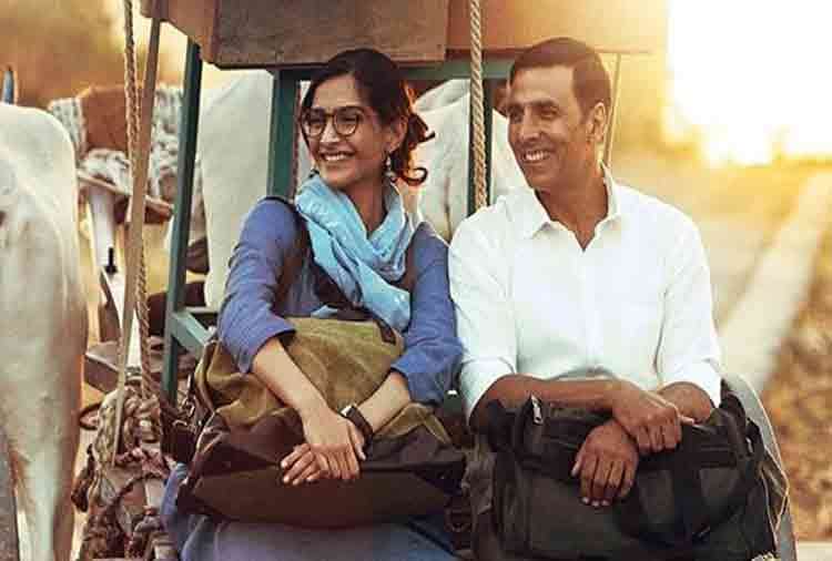 akshay kumar troll in twitter during padman promotion with abvp flag 
