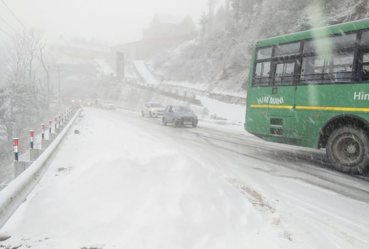 fresh snowfall in shimla and other distt of himachal