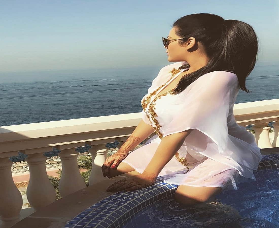 trishala dutt shared her bikini photos on instgram account