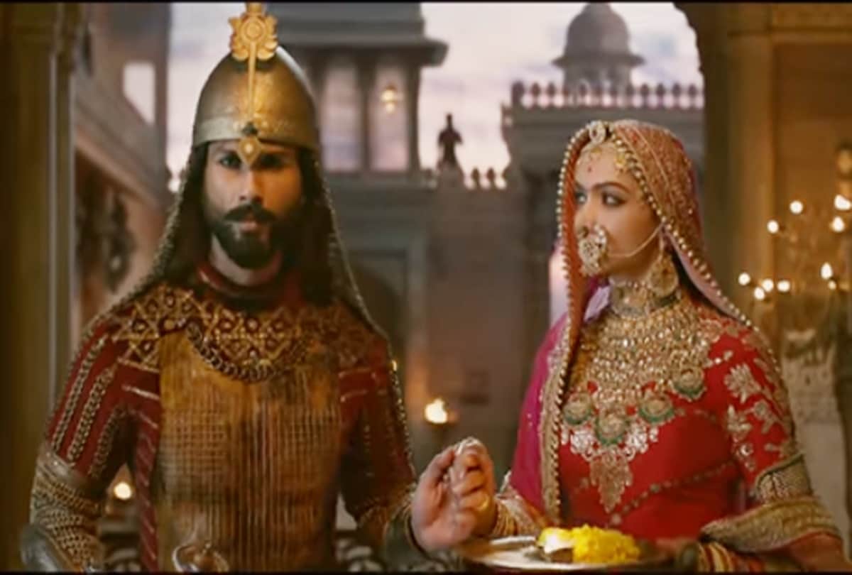 Bollywood Actors Who Play Real Life Kings On Screen