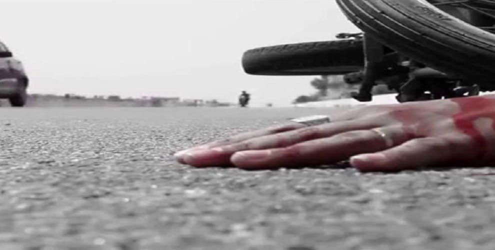 Vehicle crushed the people returning from Ganga Barrage, death on the spot