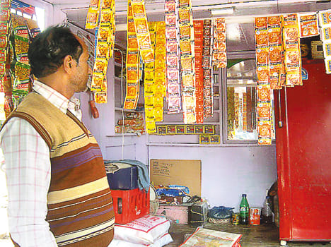 Thousands of goods broke the lock of three dumplings one night
