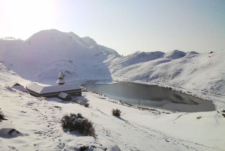 three people died due to cold in himachal