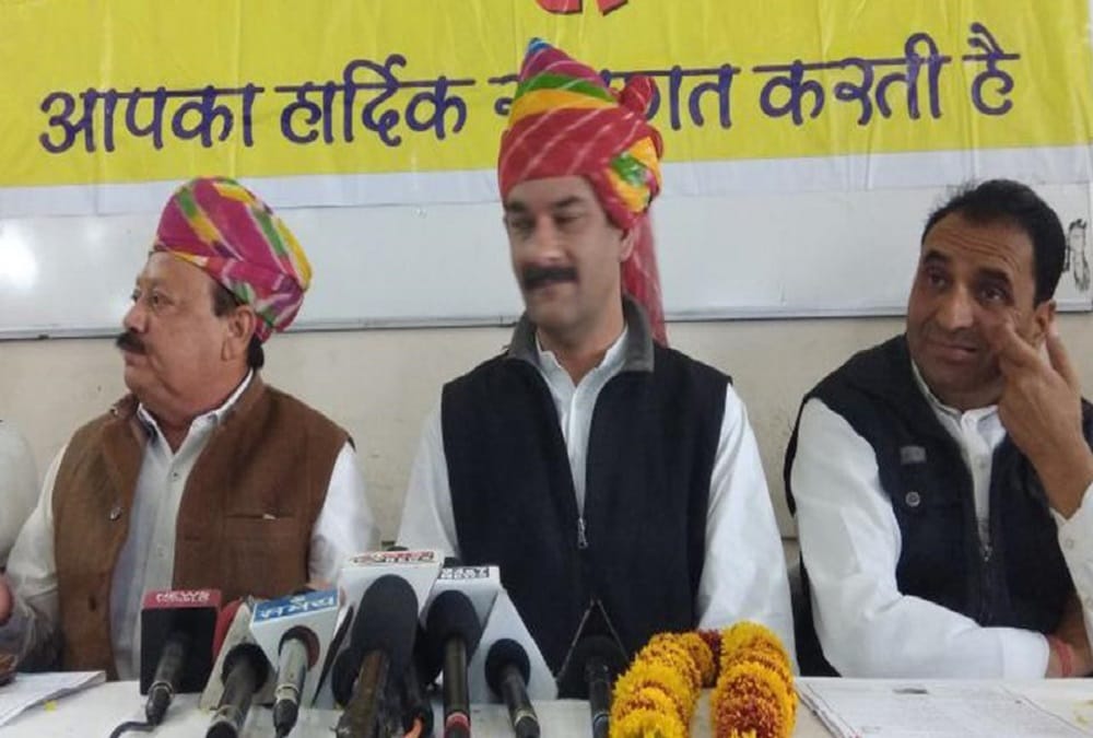 padmaavat rajasthan government feel heat due to upcoming election