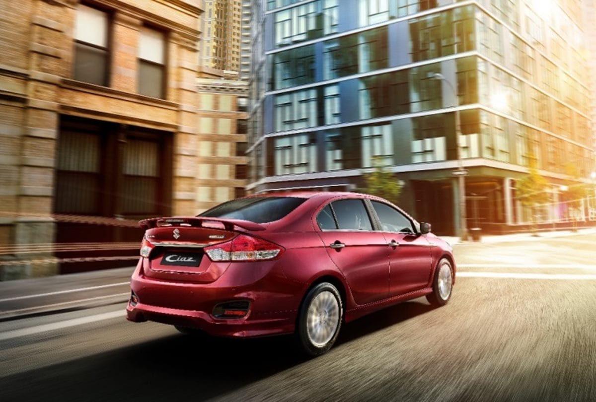 Here are the 5 cars which is best in mileage, know more