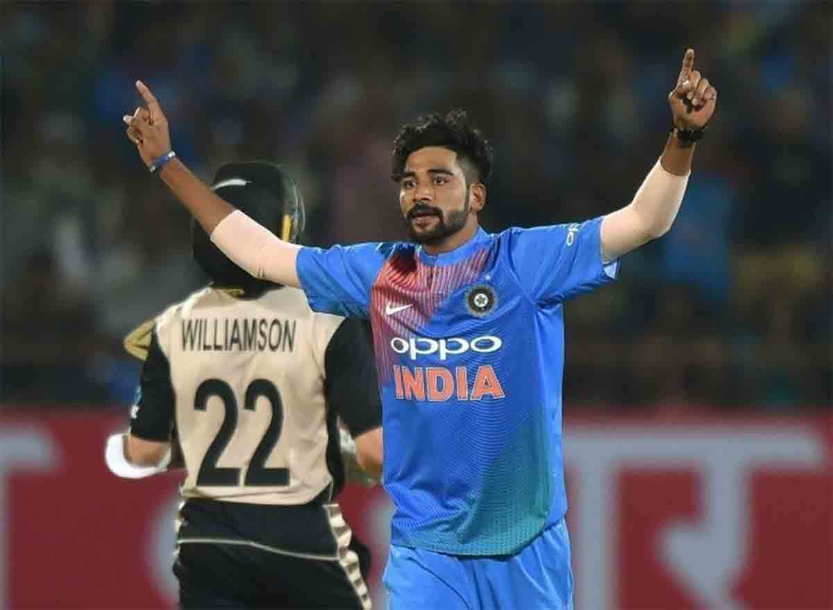 lifestyle of Indian bowler Mohammed Siraj know his car collection and Net Worth