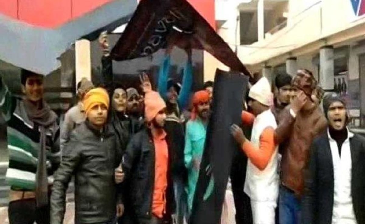 Padmaavat online booking closed in Bihar