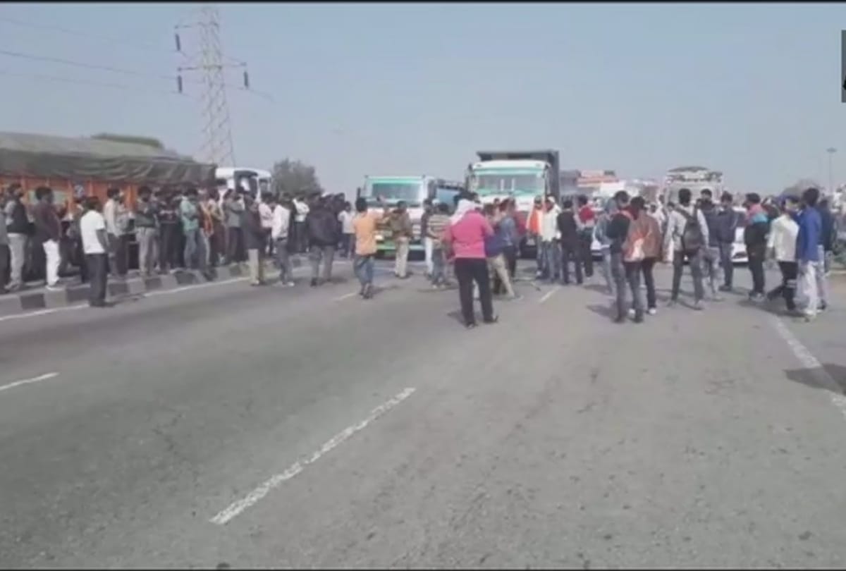 padmaavat protest rajput leaders are arrested in india including rajasthan  