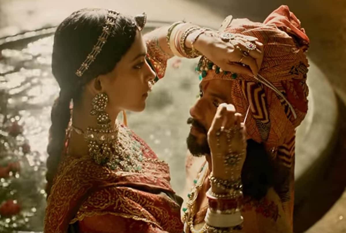 rohit shetty appeals on padmaavat row that please let it be run in peace