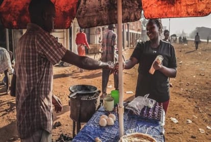 what people eat for lunch and how much time takung for lunch around the world