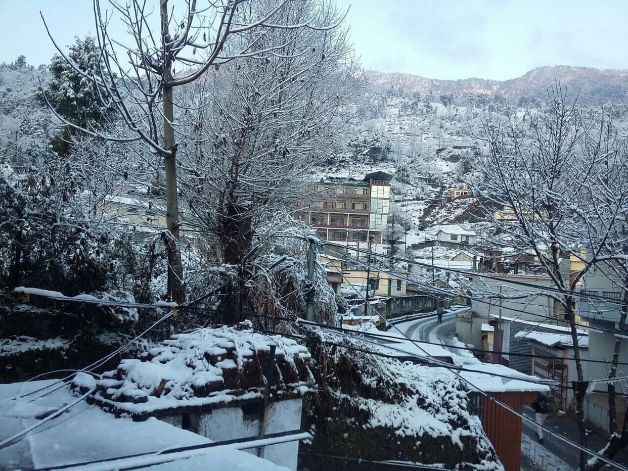 bitter cold and snowfall expected in uttarakhand
