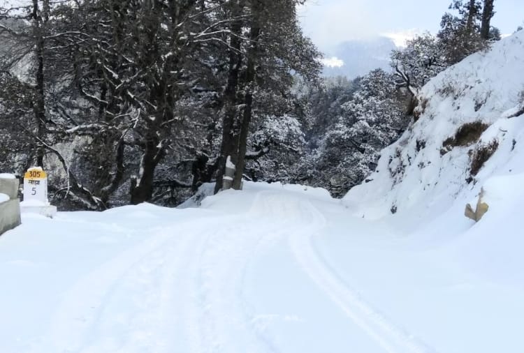 six city temperature recorded in minus after snowfall in himachal