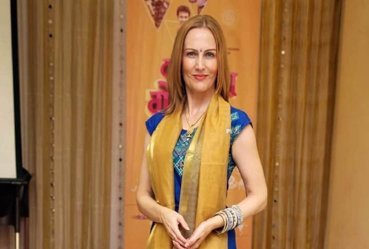 german actress suzanne bernert will play sonia gandhi role in yatra film first look out