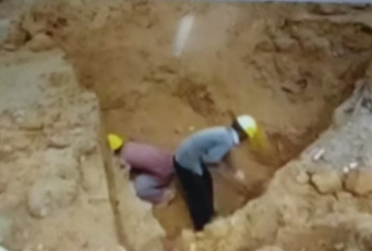 explosion in 150 feet long tunnel in delhi shakes dwarka houses know all about it