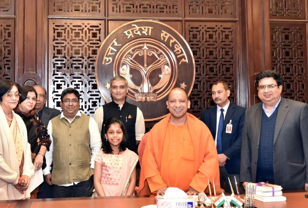 subhash chandra bose family members meet yogi adityanath.