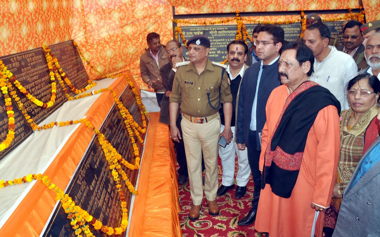 up day: projects of 18 crores devoted to the public