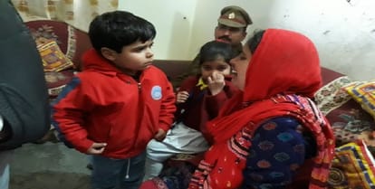 Killers gave empty pistol in 25 seconds, mother and son shot dead