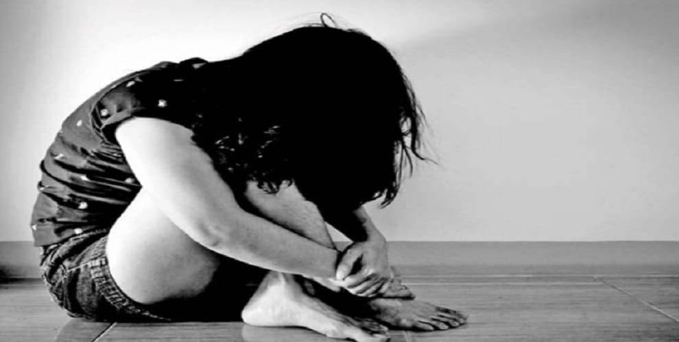 Teenager in a shock with gang rape and threat