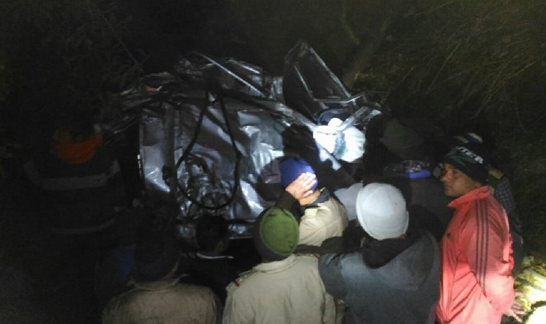 car accident in bageshwar horrible photos
