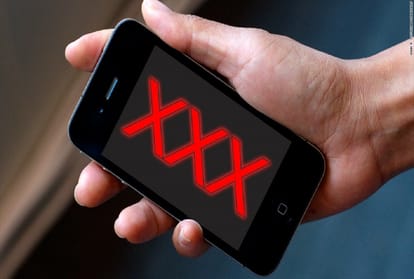 Reason Why People Take Revenge On Social Media After Breaking-Up With Partner