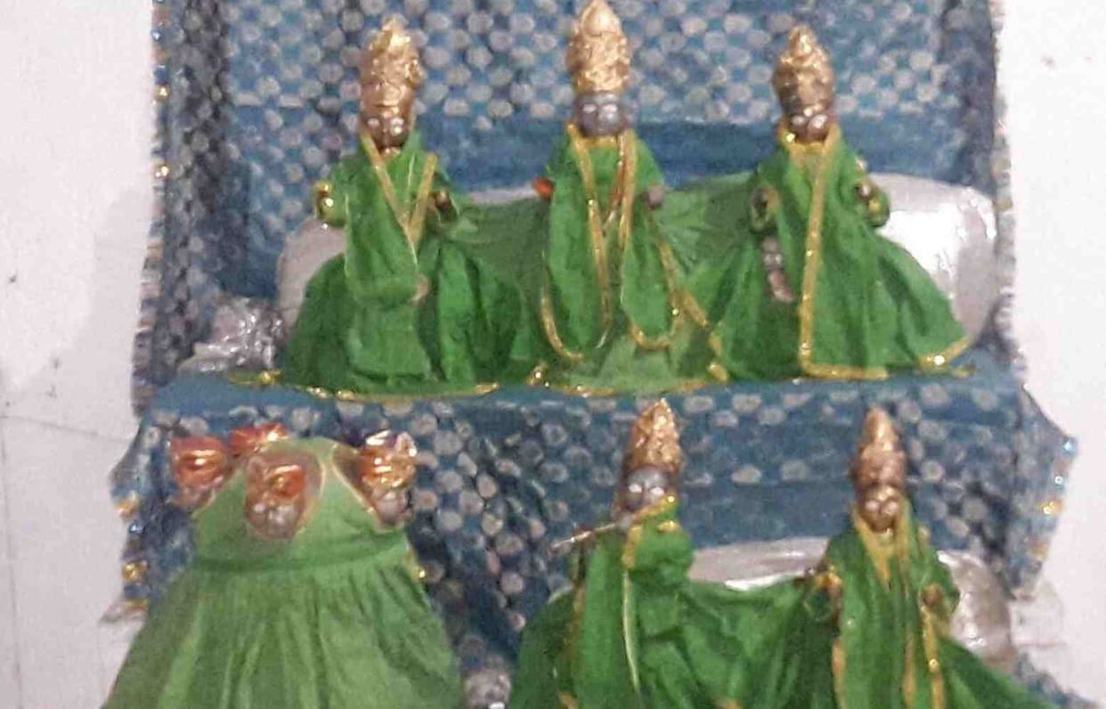 thievs stolen god statue from ballia this temple