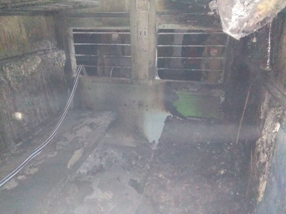 fire in a passenger train in mathura 