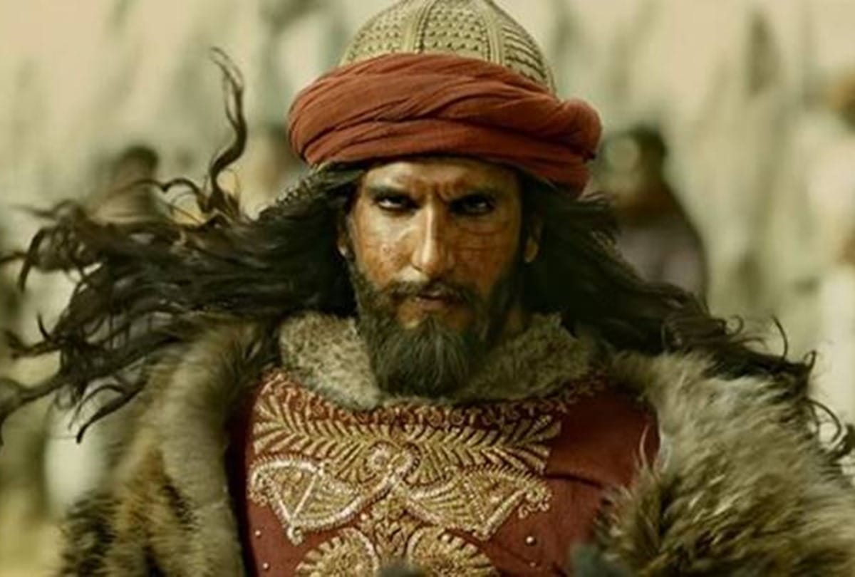 5 awesome role plays by Ranveer Singh AKA Khiljee of Padmaavat
