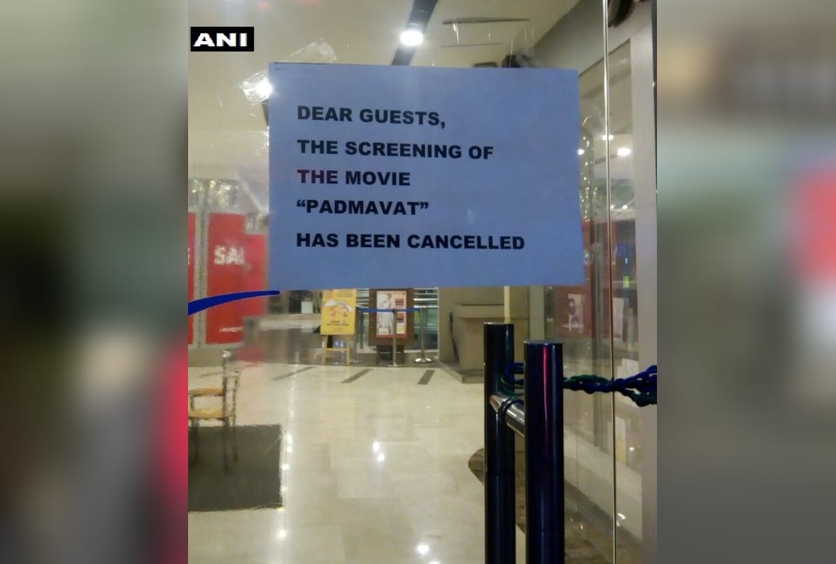 padmaavat release live: shows housefull in delhi ncr, ambience mall cancels shows and other peaceful