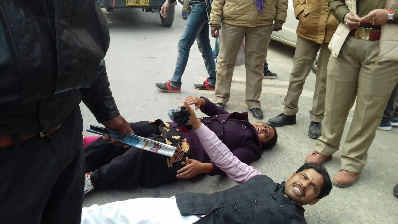 film padmaavat release in varanasi multiplex one person attempt to suicide
