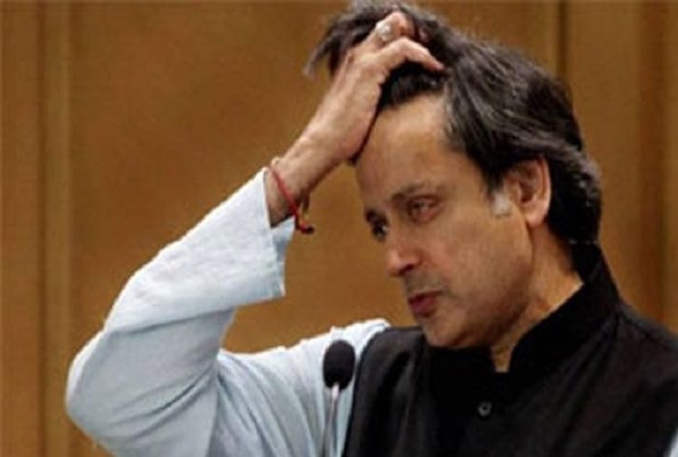 zee lit fest 2018- shashi tharoor detained at jaipur airport for 35 minutes for keeping pistol 