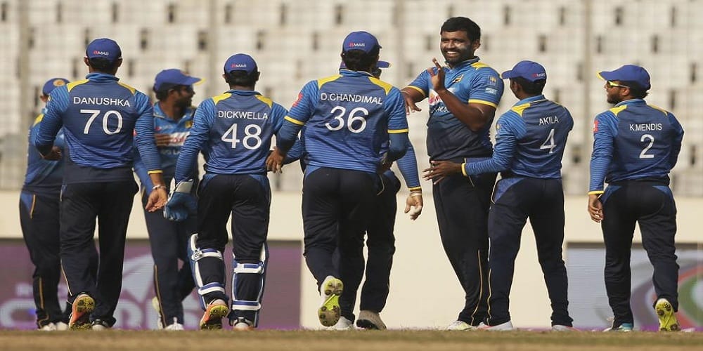 Sri Lanka won by 10 wickets against bangladesh in tri series final