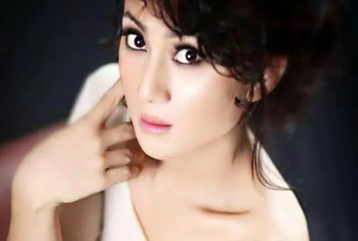 Photos being viral of this beautiful sheer or eunuch