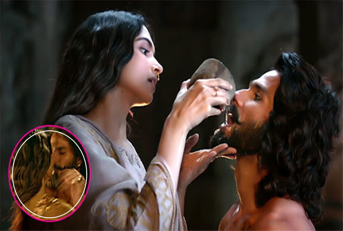 Intimate scenes between Deepika Padukone and Shahid Kapoor in Padmaavat