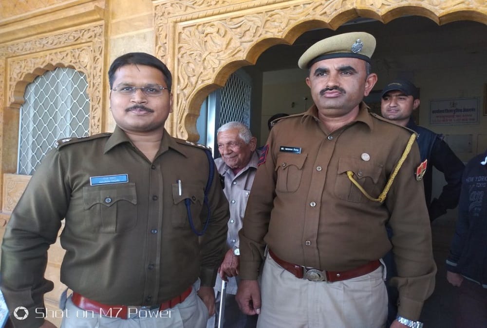 Rajasthan This policeman of jaisalmer who become doctor received PhD degree from ignou