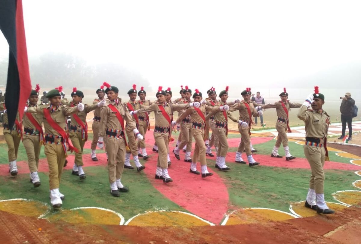 republic day celebration 2018 in districts of up