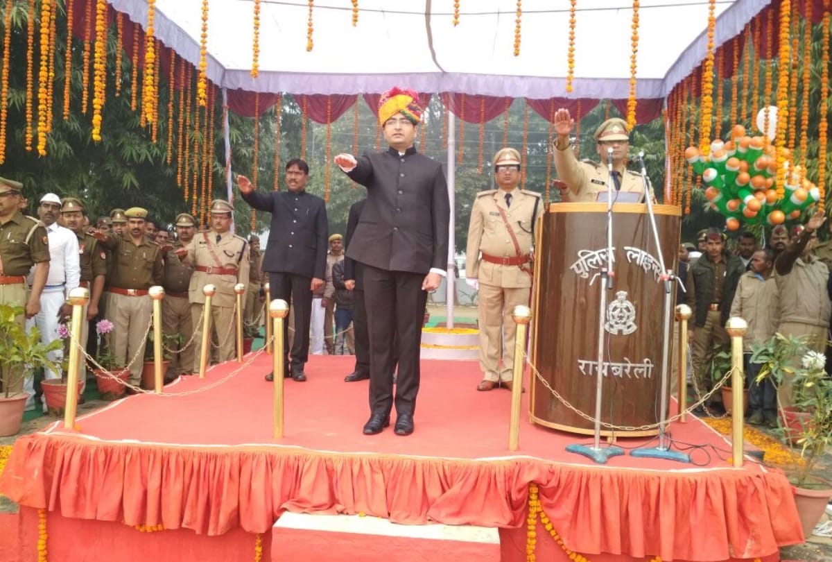 republic day celebration 2018 in districts of up